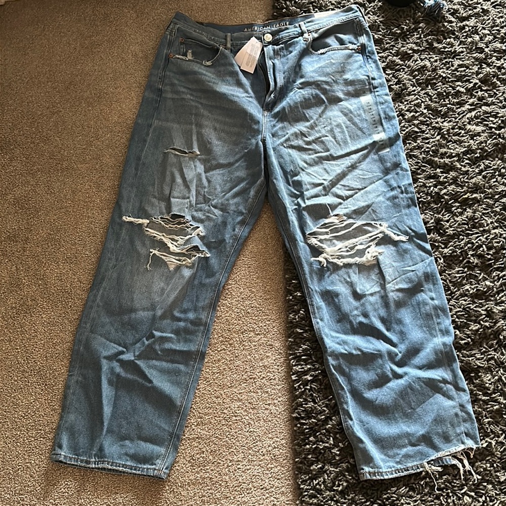 Baggy Mom Jeans